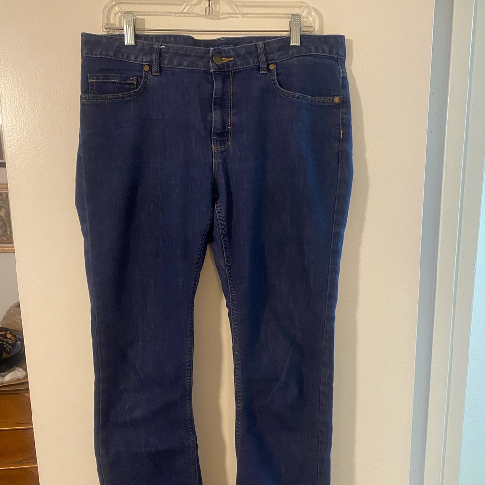 Patagonia low rise straight leg jeans size 31